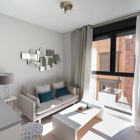 For You Rentals Beautiful Apartment Temporal Santiago Bernabeu Jmc5 Madrid Exteriör bild